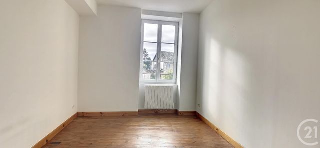 Appartement F3 à louer - 3 pièces - 70 m2 - St Pourcain Sur Sioule - 03 - AUVERGNE