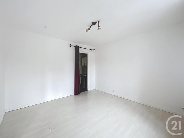 Appartement F2 à louer - 2 pièces - 57 m2 - Varennes Sur Allier - 03 - AUVERGNE