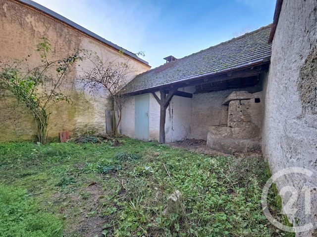 Maison &agrave; vendre - 3 pi&egrave;ces - 83,50 m2 - St Gerand Le Puy - 03 - AUVERGNE
