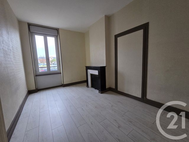 Appartement T4 à louer - 4 pièces - 83,73 m2 - Varennes Sur Allier - 03 - AUVERGNE