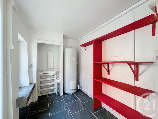 Maison &agrave; louer - 5 pi&egrave;ces - 140 m2 - Le Theil - 03 - AUVERGNE