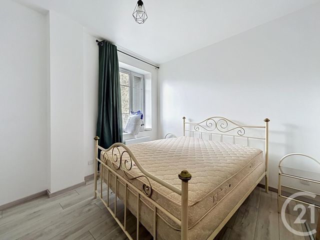 Maison &agrave; louer - 3 pi&egrave;ces - 105,41 m2 - St Pourcain Sur Sioule - 03 - AUVERGNE
