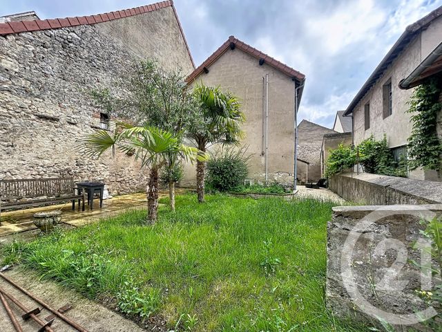 Maison &agrave; louer - 3 pi&egrave;ces - 105,41 m2 - St Pourcain Sur Sioule - 03 - AUVERGNE