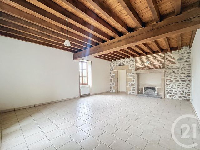 Maison &agrave; louer - 3 pi&egrave;ces - 94,93 m2 - Voussac - 03 - AUVERGNE