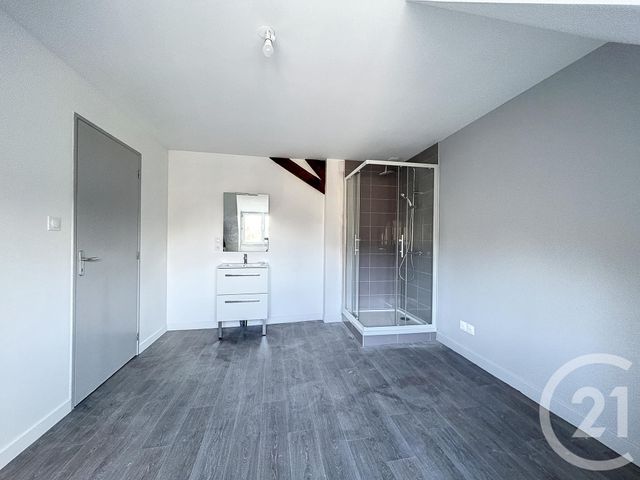 Appartement F2 &agrave; louer - 2 pi&egrave;ces - 33,60 m2 - St Pourcain Sur Sioule - 03 - AUVERGNE