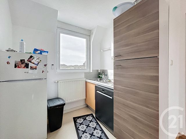 Appartement F3 &agrave; louer - 3 pi&egrave;ces - 75 m2 - St Pourcain Sur Sioule - 03 - AUVERGNE