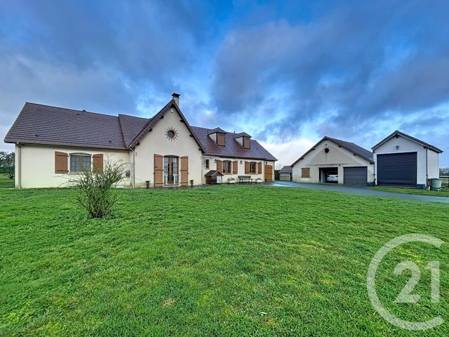 Maison &agrave; vendre - 7 pi&egrave;ces - 294 m2 - Monetay Sur Allier - 03 - AUVERGNE
