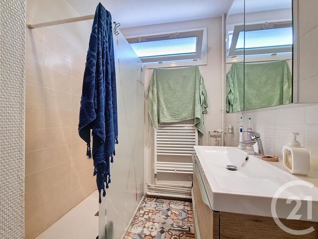 Appartement F3 &agrave; louer - 3 pi&egrave;ces - 80,80 m2 - Varennes Sur Allier - 03 - AUVERGNE