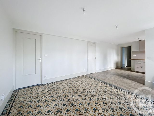 Maison &agrave; louer - 4 pi&egrave;ces - 68,80 m2 - Bellenaves - 03 - AUVERGNE