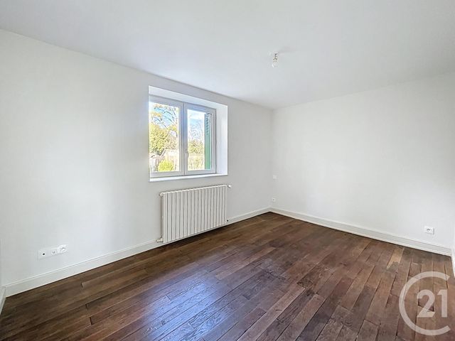 Maison &agrave; louer - 4 pi&egrave;ces - 68,80 m2 - Bellenaves - 03 - AUVERGNE