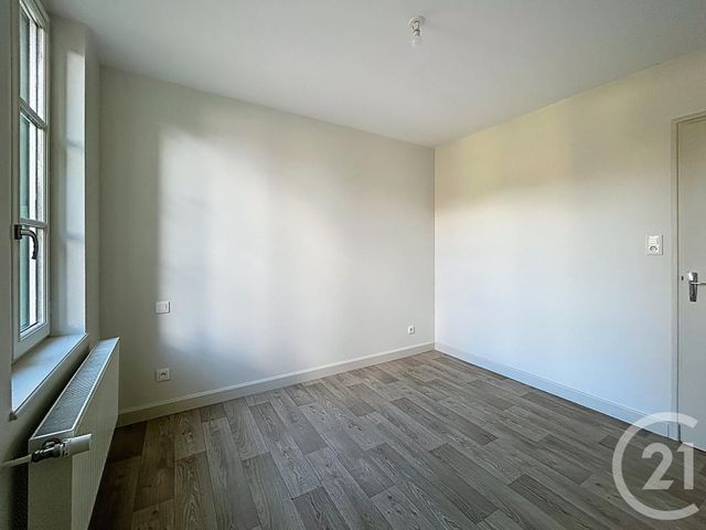 Maison &agrave; louer - 4 pi&egrave;ces - 68,80 m2 - Bellenaves - 03 - AUVERGNE