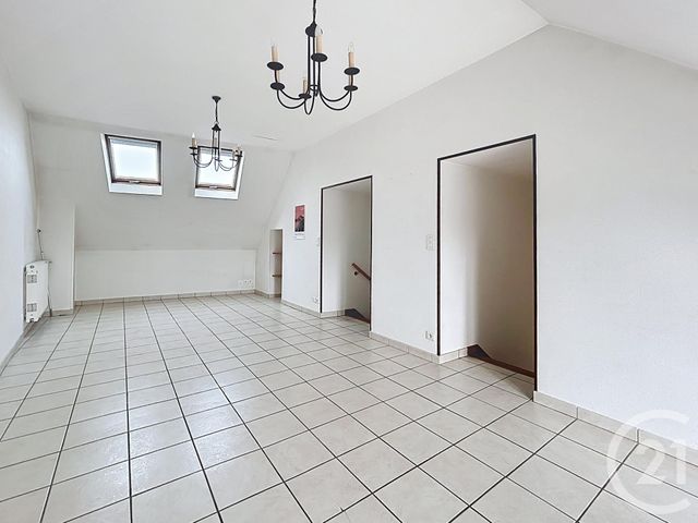 Appartement F2 &agrave; louer - 2 pi&egrave;ces - 57,19 m2 - St Pourcain Sur Sioule - 03 - AUVERGNE