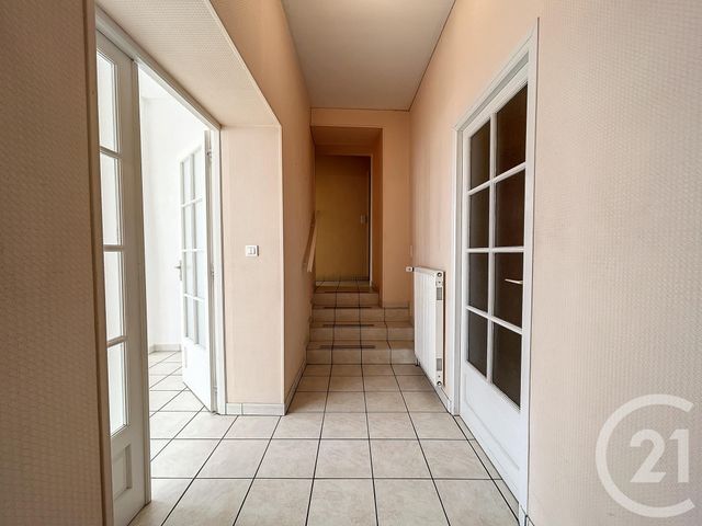 Appartement F3 &agrave; louer - 3 pi&egrave;ces - 72,72 m2 - St Pourcain Sur Sioule - 03 - AUVERGNE