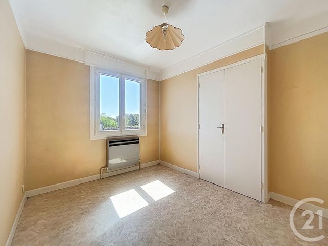 Appartement F3 &agrave; vendre - 3 pi&egrave;ces - 60,50 m2 - St Pourcain Sur Sioule - 03 - AUVERGNE
