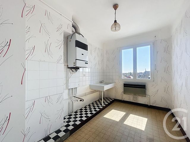 Appartement F3 &agrave; vendre - 3 pi&egrave;ces - 60,50 m2 - St Pourcain Sur Sioule - 03 - AUVERGNE