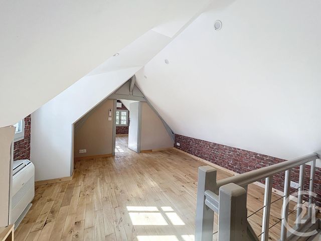 Maison &agrave; louer - 3 pi&egrave;ces - 60,21 m2 - Verneuil En Bourbonnais - 03 - AUVERGNE