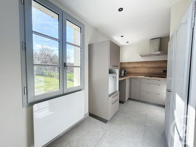 Maison &agrave; louer - 3 pi&egrave;ces - 60,21 m2 - Verneuil En Bourbonnais - 03 - AUVERGNE