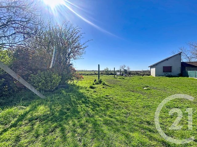 Maison &agrave; louer - 3 pi&egrave;ces - 95 m2 - La Ferte Hauterive - 03 - AUVERGNE