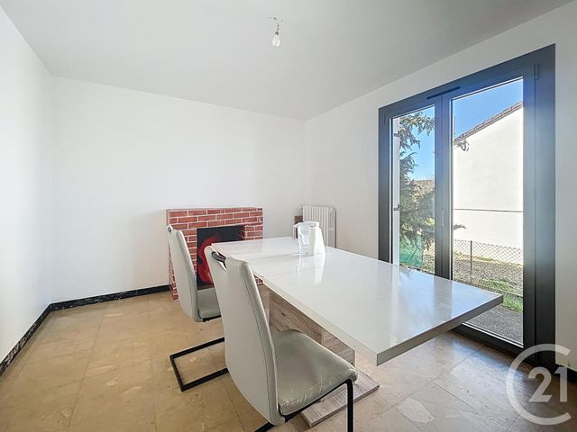 Maison &agrave; louer - 3 pi&egrave;ces - 95 m2 - La Ferte Hauterive - 03 - AUVERGNE
