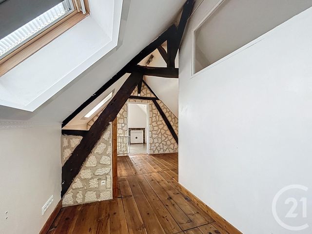 Maison &agrave; louer - 3 pi&egrave;ces - 84,96 m2 - Cesset - 03 - AUVERGNE