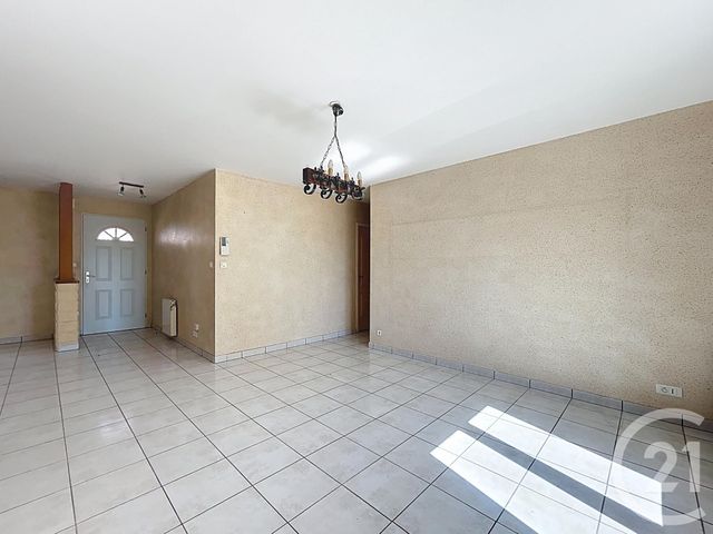 Maison &agrave; louer - 3 pi&egrave;ces - 84,62 m2 - Chareil Cintrat - 03 - AUVERGNE