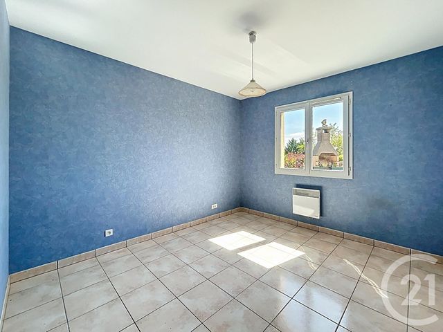 Maison &agrave; louer - 3 pi&egrave;ces - 84,62 m2 - Chareil Cintrat - 03 - AUVERGNE