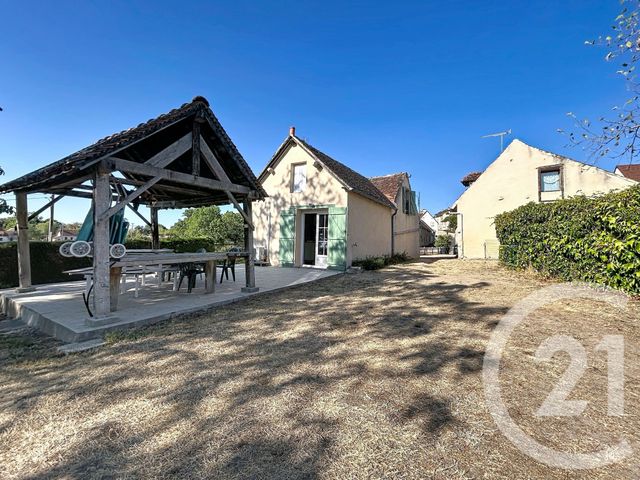 Maison &agrave; vendre - 4 pi&egrave;ces - 226,70 m2 - Le Theil - 03 - AUVERGNE