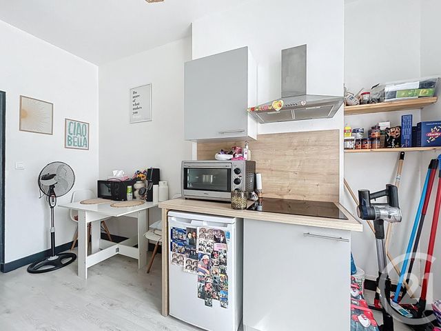 Appartement F1 &agrave; louer - 1 pi&egrave;ce - 25,90 m2 - Moulins - 03 - AUVERGNE