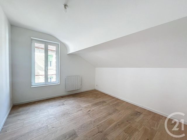 Maison &agrave; louer - 4 pi&egrave;ces - 52 m2 - Varennes Sur Allier - 03 - AUVERGNE