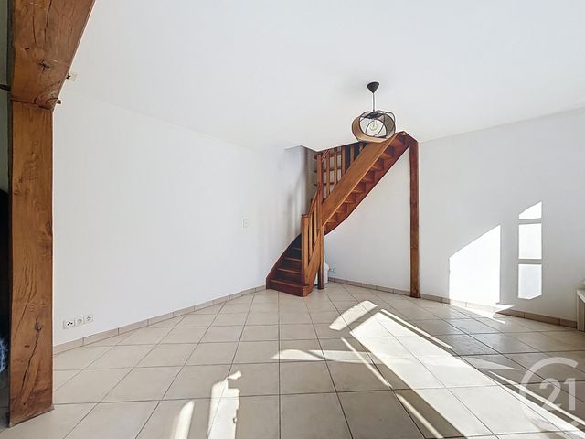 Maison &agrave; louer - 3 pi&egrave;ces - 52,62 m2 - St Pourcain Sur Sioule - 03 - AUVERGNE