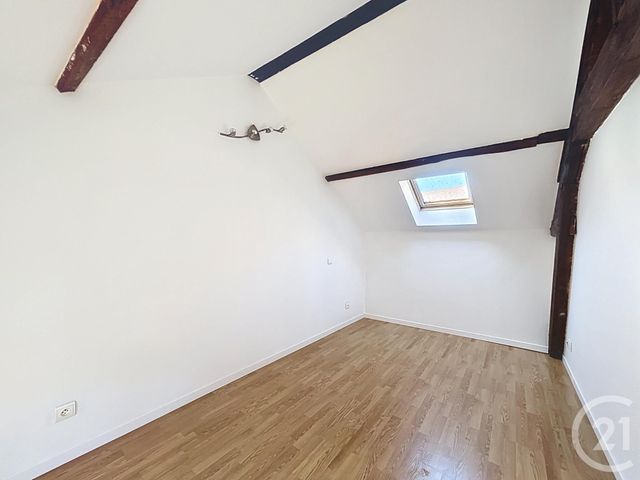 Maison &agrave; louer - 3 pi&egrave;ces - 52,62 m2 - St Pourcain Sur Sioule - 03 - AUVERGNE