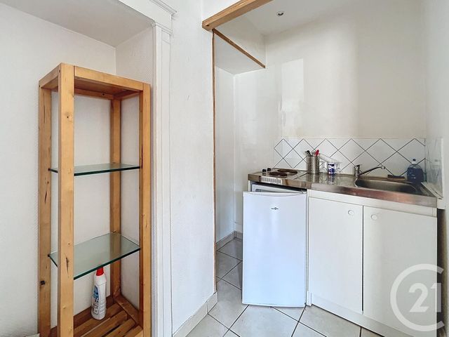 Appartement F1 &agrave; louer - 1 pi&egrave;ce - 25 m2 - St Pourcain Sur Sioule - 03 - AUVERGNE