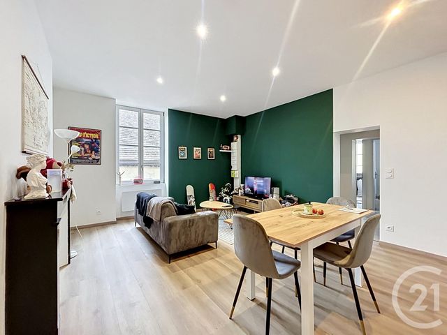 Appartement F2 Bis à louer ST POURCAIN SUR SIOULE