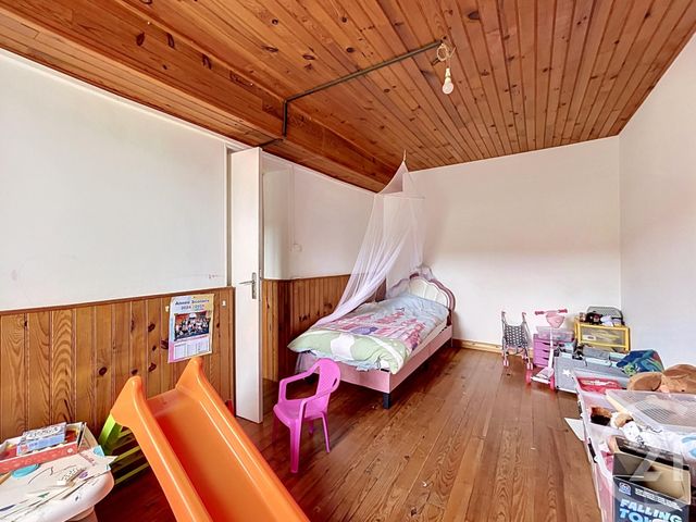 Maison &agrave; louer - 4 pi&egrave;ces - 67 m2 - St Pourcain Sur Sioule - 03 - AUVERGNE