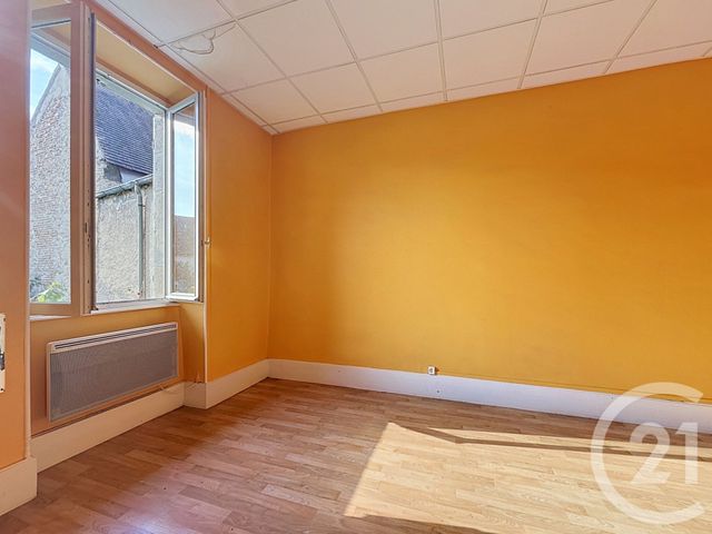Maison &agrave; vendre - 20 pi&egrave;ces - 600 m2 - St Pourcain Sur Sioule - 03 - AUVERGNE