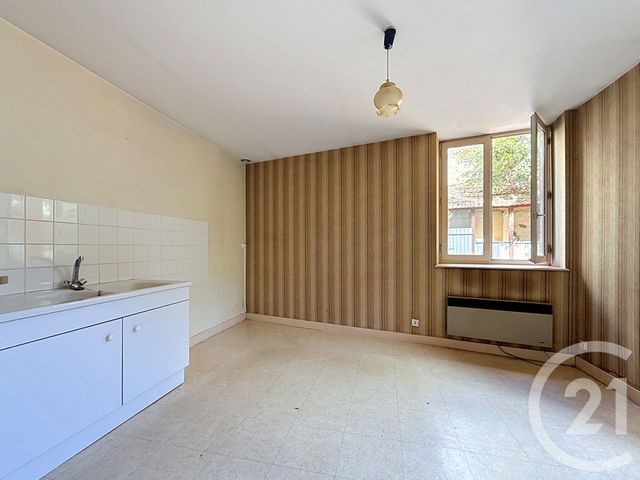 Maison &agrave; vendre - 20 pi&egrave;ces - 600 m2 - St Pourcain Sur Sioule - 03 - AUVERGNE