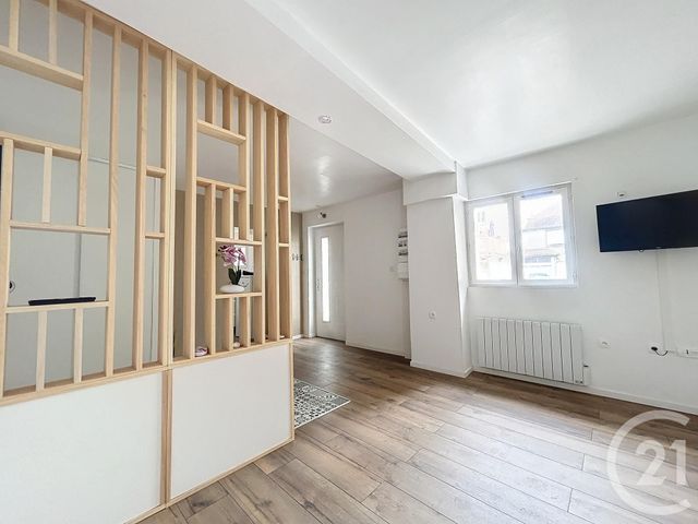 Appartement T1 &agrave; louer - 1 pi&egrave;ce - 32,90 m2 - Varennes Sur Allier - 03 - AUVERGNE