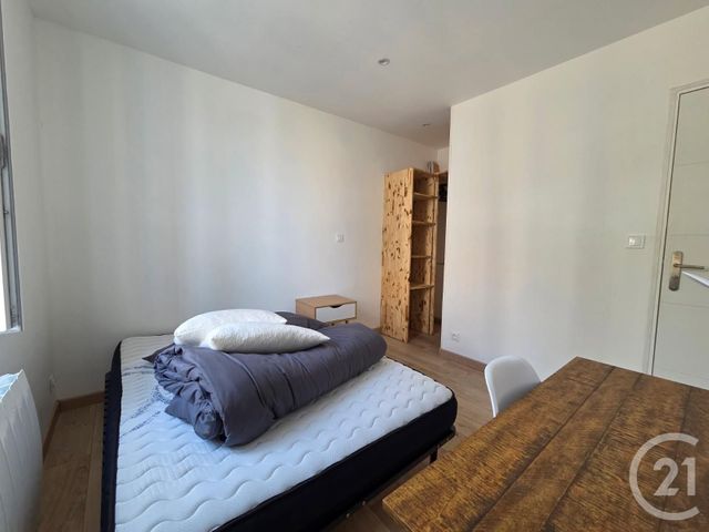 Appartement F2 &agrave; louer - 2 pi&egrave;ces - 26,26 m2 - Moulins - 03 - AUVERGNE