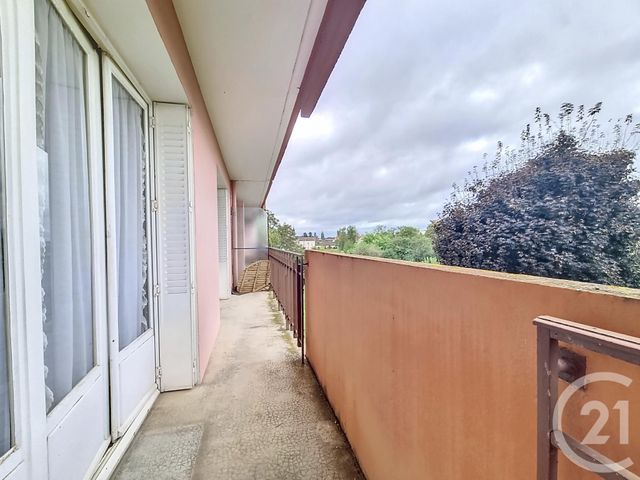 Appartement F3 &agrave; louer - 3 pi&egrave;ces - 81,24 m2 - Varennes Sur Allier - 03 - AUVERGNE