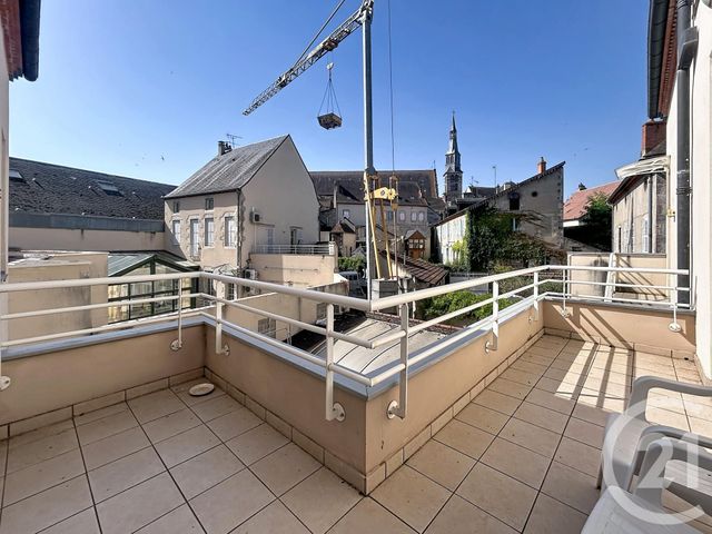 Appartement F4 &agrave; louer - 4 pi&egrave;ces - 110,16 m2 - St Pourcain Sur Sioule - 03 - AUVERGNE