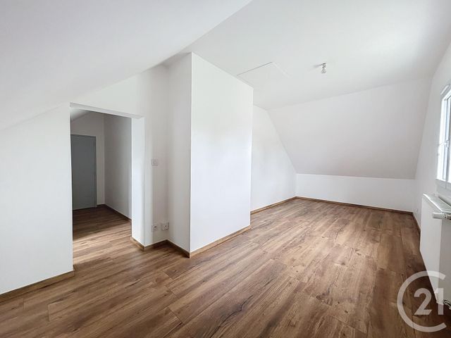 Maison &agrave; louer - 5 pi&egrave;ces - 135 m2 - La Ferte Hauterive - 03 - AUVERGNE