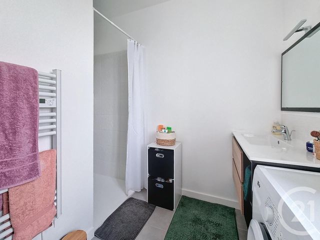 Appartement F2 &agrave; louer - 2 pi&egrave;ces - 41,60 m2 - Contigny - 03 - AUVERGNE