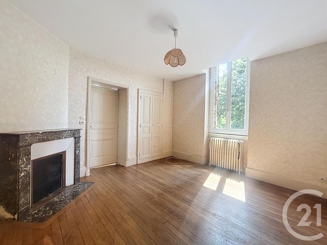 Appartement F3 &agrave; louer - 3 pi&egrave;ces - 75,57 m2 - Varennes Sur Allier - 03 - AUVERGNE