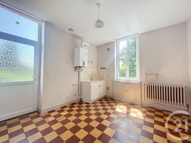 Appartement F3 &agrave; louer - 3 pi&egrave;ces - 75,57 m2 - Varennes Sur Allier - 03 - AUVERGNE