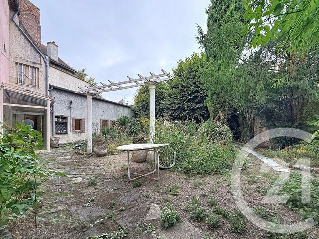 Maison &agrave; vendre - 8 pi&egrave;ces - 429,50 m2 - St Pourcain Sur Sioule - 03 - AUVERGNE