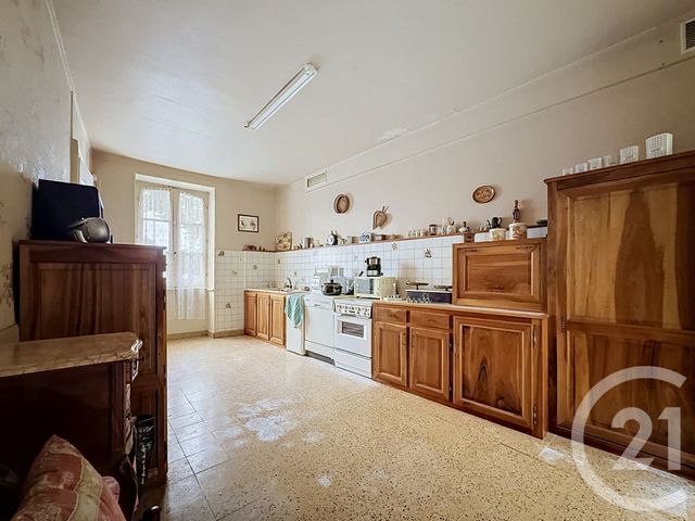 Maison &agrave; vendre - 8 pi&egrave;ces - 429,50 m2 - St Pourcain Sur Sioule - 03 - AUVERGNE