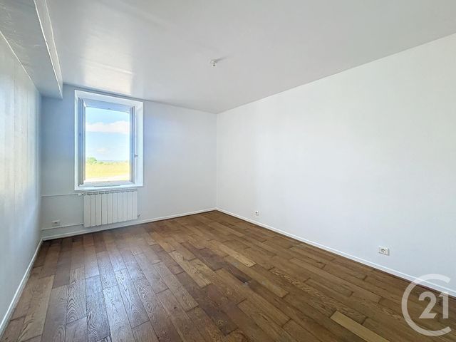 Maison &agrave; louer - 4 pi&egrave;ces - 113 m2 - Voussac - 03 - AUVERGNE