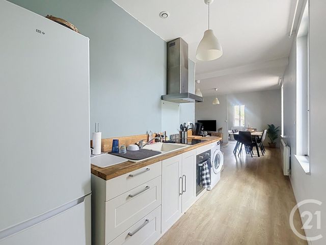 Appartement F3 &agrave; louer - 3 pi&egrave;ces - 63,72 m2 - Chantelle - 03 - AUVERGNE