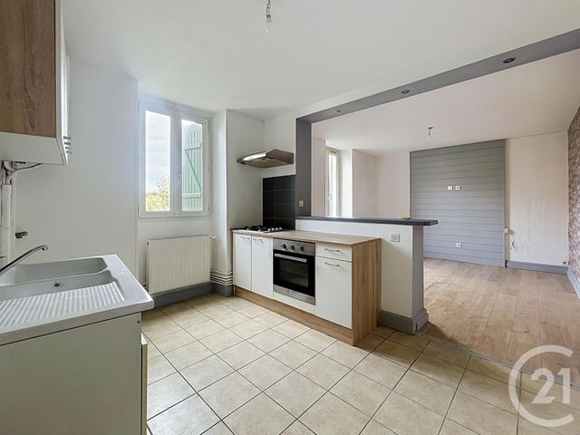 Appartement F2 Bis à louer ST POURCAIN SUR SIOULE