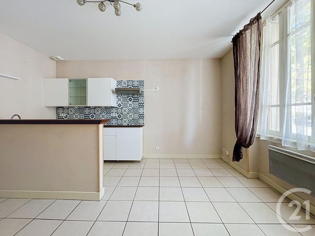 Appartement F2 à louer ST POURCAIN SUR SIOULE